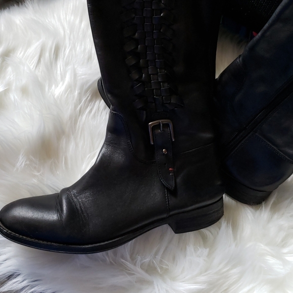 Tommy Hilfiger genuine leather boot - Picture 6 of 7